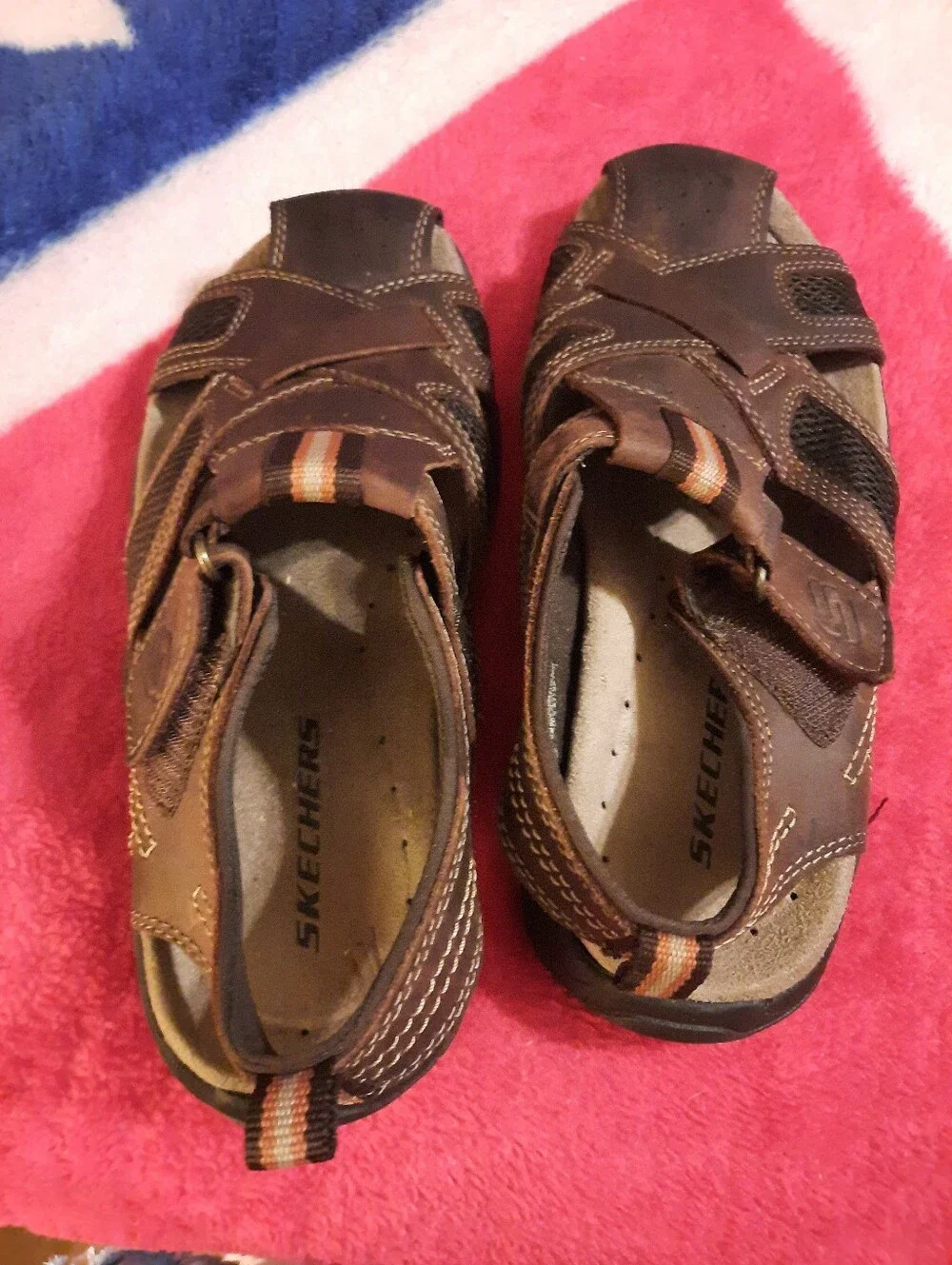 Skechers casual brown